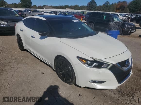 ✅ 2017 Nissan Maxima SL • VIN: 1N4AA6AP5HC416562 • Lot: 92131675. Wystawiony na Copart z przebiegiem 79 504 mil. Bezpłatny archiwum sprzedaży aukcyjnych z USA i szczegółowy raport historii pojazdu na DreamBid. Zdjęcie 4.