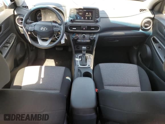 ✅ 2021 Hyundai Kona SE • VIN: KM8K1CAAXMU709110 • Лот: 59760094. Опубликован ранее на Copart с пробегом 12 702 миль. Бесплатный доступ к архиву аукционных продаж из США и подробный отчёт об истории автомобиля на DreamBid. Изображение 8.