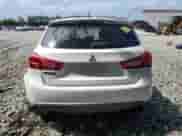 2013 Mitsubishi Outlander ES z VIN 4A4AR3AU2DE011774, wystawiony jako Copart lot #69600585 z przebiegiem 120 410 mil mil oraz Szkoda całkowita • Salvage title. Historia ofert i sprzedaży dostępna na DreamBid. Obrazek 6.