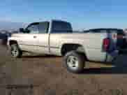 1998 Dodge 1500 с VIN 3B7HF12Y2WM287017, выставлен на аукционе Copart как лот 43969735 с пробегом 65 788 миль миль и Списание • Salvage title. История ставок и продаж доступна на DreamBid. Изображение 2.