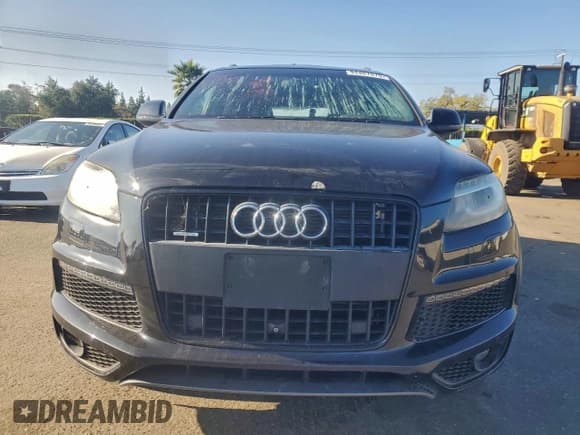 ✅ 2014 Audi Q7 S line Prestige • VIN: WA1DGAFE8ED017922 • Lot: 94407075. Wystawiony na Copart z przebiegiem 117 789 mil. Bezpłatny archiwum sprzedaży aukcyjnych z USA i szczegółowy raport historii pojazdu na DreamBid. Zdjęcie 5.