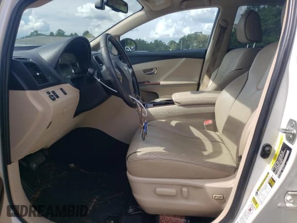 ✅ 2009 Toyota Venza • VIN: 4T3ZK11A59U012622 • Lot: 68273825. Wystawiony na Copart z przebiegiem 213 168 mil. Bezpłatny archiwum sprzedaży aukcyjnych z USA i szczegółowy raport historii pojazdu na DreamBid. Zdjęcie 7.