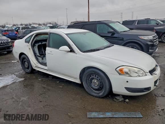 ✅ 2015 Chevrolet Impala Police Police • VIN: 2G1WD5E33F1163195 • Lot: 94554825. Wystawiony na Copart z przebiegiem 48 980 mil. Bezpłatny archiwum sprzedaży aukcyjnych z USA i szczegółowy raport historii pojazdu na DreamBid. Zdjęcie 4.
