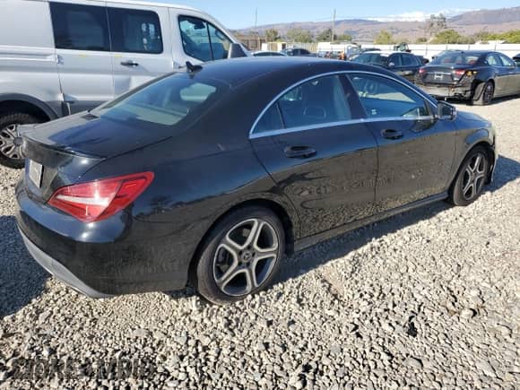 2018 Mercedes-Benz CLA 250 with VIN WDDSJ4EB0JN610949, listed as a Copart auction lot 82372355 with 80,504 mi miles and Salvage title. Bid and sale history available at DreamBid. Image 3.
