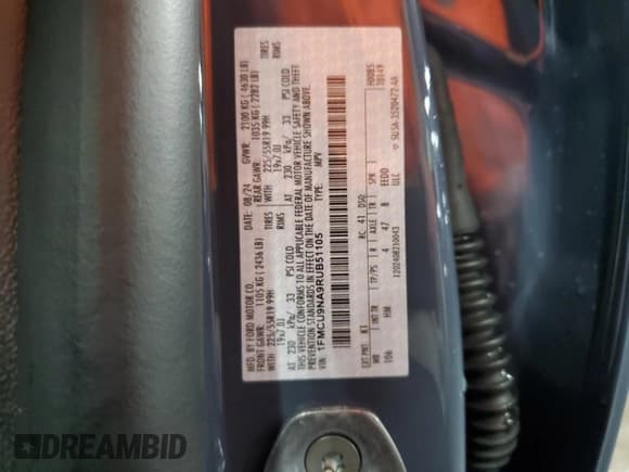 ✅ 2024 Ford Escape ST-Line Select • VIN: 1FMCU9NA9RUB51105 • Лот: 54255295. Опубликован ранее на Copart с пробегом 27 475 миль. Бесплатный доступ к архиву аукционных продаж из США и подробный отчёт об истории автомобиля на DreamBid. Изображение 13.