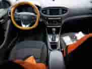 2017 Hyundai Ioniq SEL с VIN KMHC75LC4HU045986, выставлен на аукционе Copart как лот 81673394 с пробегом 133 913 миль миль и Чистый • Clean title. История ставок и продаж доступна на DreamBid. Изображение 8.