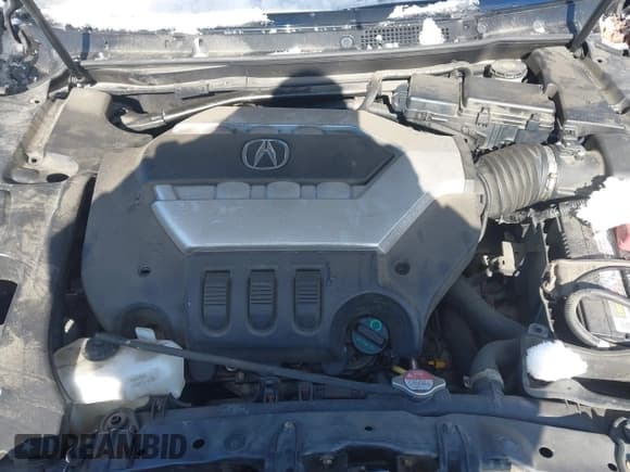 ✅ 2011 Acura RL Technology • VIN: JH4KB2F63BC000889 • Lot: 41600069. Listed on IAAI with 181,907 mi. Free auction sales archive from the USA and detailed vehicle history report at DreamBid. Image 10.