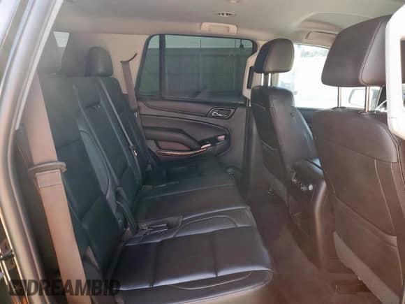 2019 Chevrolet Tahoe LT z VIN 1GNSCBKC2KR118169, wystawiony jako Copart lot #85701705 z przebiegiem 113 918 mil mil oraz Czysty tytuł • Clean title. Historia ofert i sprzedaży dostępna na DreamBid. Obrazek 11.