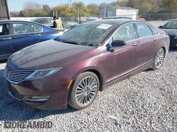 ✅ 2013 Lincoln MKZ Hybrid • VIN: 3LN6L2LU6DR823433 • Lot: 43593364. Wystawiony na IAAI z przebiegiem 200 198 mil. Bezpłatny archiwum sprzedaży aukcyjnych z USA i szczegółowy raport historii pojazdu na DreamBid. Zdjęcie 2.