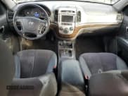 ✅ 2011 Hyundai Santa Fe SE • VIN: 5XYZH4AG5BG028411 • Lot: 92427205. Wystawiony na Copart z przebiegiem 184 175 mil. Bezpłatny archiwum sprzedaży aukcyjnych z USA i szczegółowy raport historii pojazdu na DreamBid. Zdjęcie 8.