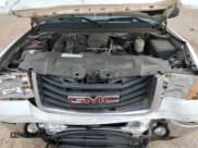 ✅ 2009 GMC Sierra 2500HD SLE • VIN: 1GTHK53669F106005 • Lot: 57120825. Wystawiony na Copart z przebiegiem 100 405 mil. Bezpłatny archiwum sprzedaży aukcyjnych z USA i szczegółowy raport historii pojazdu na DreamBid. Zdjęcie 11.