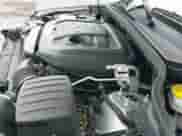 2018 Jeep Grand Cherokee Sterling z VIN 1C4RJFBG3JC138410, wystawiony jako IAAI lot #43242404 z przebiegiem 119 655 mil mil oraz . Historia ofert i sprzedaży dostępna na DreamBid. Obrazek 20.