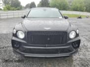 ✅ 2022 Bentley Bentayga V8 • VIN: SJAAM2ZV8NC039607 • Лот: 54888564. Опубликован ранее на Copart с пробегом 15 561 миль. Бесплатный доступ к архиву аукционных продаж из США и подробный отчёт об истории автомобиля на DreamBid. Изображение 5.