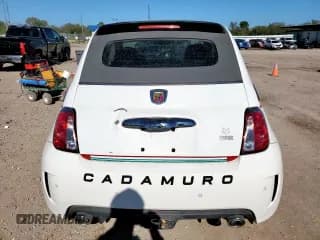 ✅ 2015 FIAT 500 Abarth • VIN: 3C3CFFJH9FT512889 • Lot: 85961205. Wystawiony na Copart z przebiegiem Nie podano. Bezpłatny archiwum sprzedaży aukcyjnych z USA i szczegółowy raport historii pojazdu na DreamBid. Zdjęcie 6.