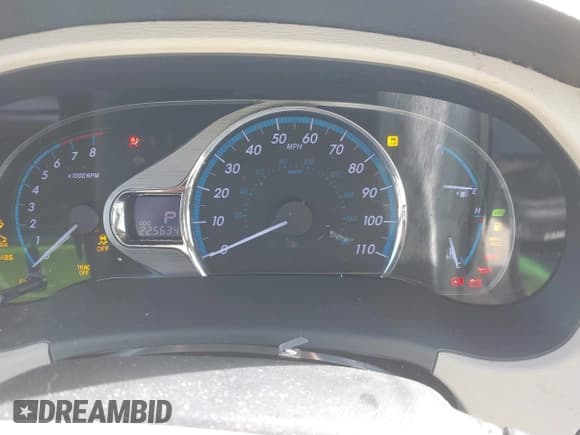 ✅ 2012 Toyota Sienna XLE AAS • VIN: 5TDYK3DC0CS176597 • Lot: 41403101. Listed on IAAI with 225,634 mi. Free auction sales archive from the USA and detailed vehicle history report at DreamBid. Image 7.