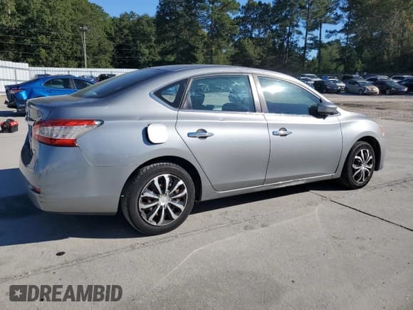 ✅ 2014 Nissan Sentra SV • VIN: 3N1AB7AP5EL610203 • Lot: 86847315. Listed on Copart with 184,968 mi. Free auction sales archive from the USA and detailed vehicle history report at DreamBid. Image 3.