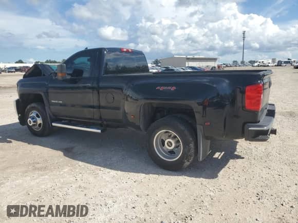 2017 Chevrolet Silverado 3500HD Work Truck z VIN 1GC3KYCG2HZ339400, wystawiony jako Copart lot #67824424 z przebiegiem 48 926 mil mil oraz Szkoda całkowita • Salvage title. Historia ofert i sprzedaży dostępna na DreamBid. Obrazek 2.