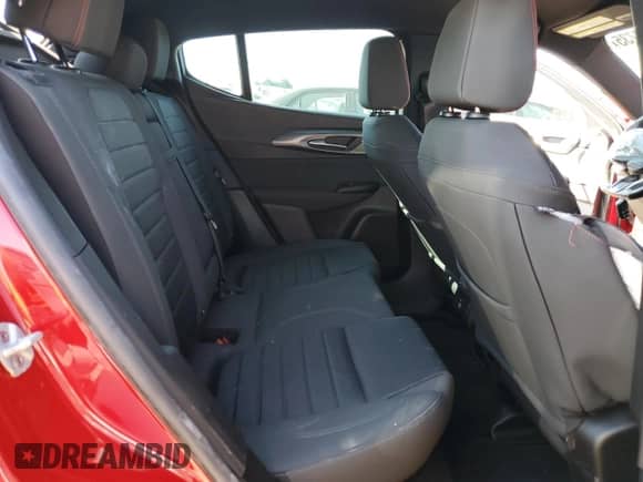 2024 Dodge Hornet R/T z VIN ZACPDFCW6R3A19821, wystawiony jako Copart lot #53829735 z przebiegiem 8 471 mil mil oraz Szkoda całkowita • Salvage title. Historia ofert i sprzedaży dostępna na DreamBid. Obrazek 11.