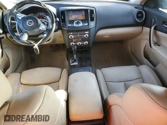 ✅ 2012 Nissan Maxima SV • VIN: 1N4AA5APXCC847692 • Lot: 92638415. Listed on Copart with 209,804 mi. Free auction sales archive from the USA and detailed vehicle history report at DreamBid. Image 8.