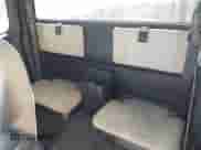 2010 Chevrolet Colorado 1LT z VIN 1GCESCD93A8100185, wystawiony jako IAAI lot #41471766 z przebiegiem 196 946 mil mil oraz . Historia ofert i sprzedaży dostępna na DreamBid. Obrazek 8.