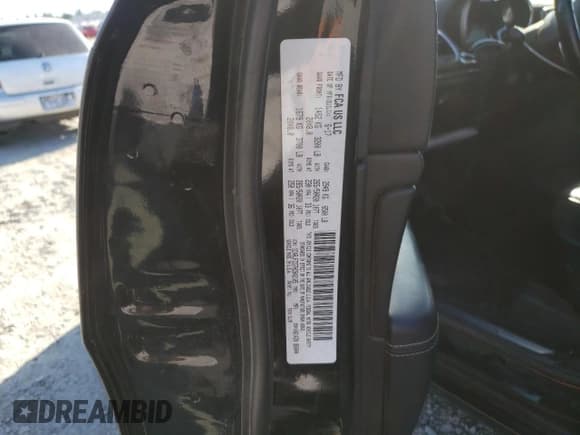 ✅ 2017 Jeep Grand Cherokee Overland • VIN: 1C4RJFCG7HC942105 • Lot: 81501275. Listed on Copart with 174,735 mi. Free auction sales archive from the USA and detailed vehicle history report at DreamBid. Image 13.