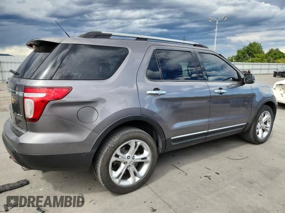 ✅ 2013 Ford Explorer Limited • VIN: 1FM5K8F88DGC72655 • Лот: 72101035. Опубликован ранее на Copart с пробегом 250 516 миль. Бесплатный доступ к архиву аукционных продаж из США и подробный отчёт об истории автомобиля на DreamBid. Изображение 3.