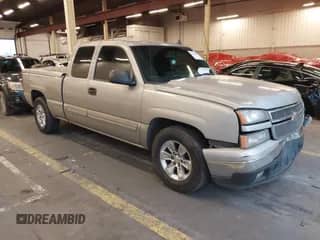 2007 Chevrolet Silverado 1500 LT1 z VIN 1GCEC19V47Z206462, wystawiony jako IAAI lot #41237821 z przebiegiem 166 091 mil mil oraz . Historia ofert i sprzedaży dostępna na DreamBid. Obrazek 1.