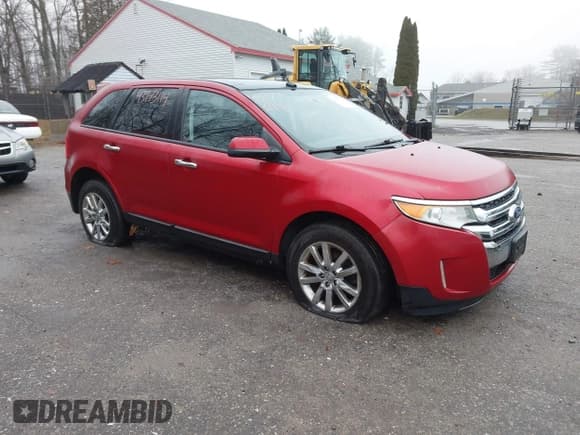 ✅ 2011 Ford Edge SEL • VIN: 2FMDK4JCXBBB15648 • Lot: 43773114. Wystawiony na IAAI z przebiegiem 104 998 mil. Bezpłatny archiwum sprzedaży aukcyjnych z USA i szczegółowy raport historii pojazdu na DreamBid. Zdjęcie 1.