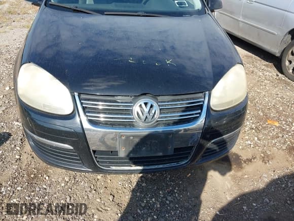 ✅ 2006 Volkswagen Jetta 2.5L • VIN: 3VWRG71K86M658227 • Лот: 43102186. Опубликован ранее на IAAI с пробегом 175 406 миль. Бесплатный доступ к архиву аукционных продаж из США и подробный отчёт об истории автомобиля на DreamBid. Изображение 6.