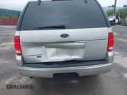 ✅ 2004 Ford Explorer XLT • VIN: 1FMDU73KX4UB18210 • Lot: 42504862. Listed on IAAI with 264,644 mi. Free auction sales archive from the USA and detailed vehicle history report at DreamBid. Image 6.