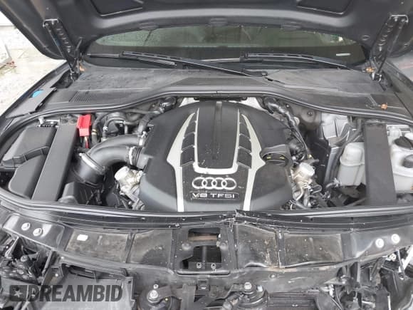 ✅ 2015 Audi A8 4.0T • VIN: WAU32AFD7FN019029 • Lot: 43455517. Wystawiony na IAAI z przebiegiem 91 576 mil. Bezpłatny archiwum sprzedaży aukcyjnych z USA i szczegółowy raport historii pojazdu na DreamBid. Zdjęcie 10.