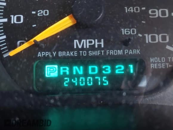 ✅ 2001 Chevrolet Suburban LT • VIN: 3GNEC16T61G251162 • Лот: 43490849. Опубликован ранее на IAAI с пробегом 240 075 миль. Бесплатный доступ к архиву аукционных продаж из США и подробный отчёт об истории автомобиля на DreamBid. Изображение 15.