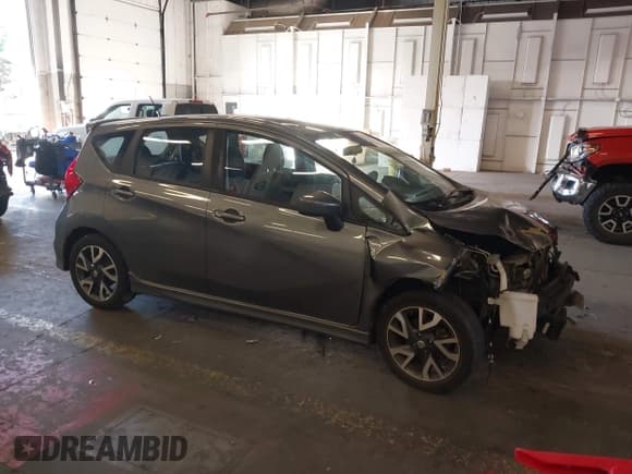 ✅ 2017 Nissan Note SV • VIN: 3N1CE2CP4HL382084 • Lot: 43576445. Wystawiony na IAAI z przebiegiem 60 485 mil. Bezpłatny archiwum sprzedaży aukcyjnych z USA i szczegółowy raport historii pojazdu na DreamBid. Zdjęcie 1.