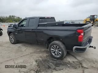 ✅ 2019 Chevrolet Silverado 1500 LT • VIN: 1GCRWCED0KZ219445 • Lot: 71106854. Wystawiony na Copart z przebiegiem 116 033 mil. Bezpłatny archiwum sprzedaży aukcyjnych z USA i szczegółowy raport historii pojazdu na DreamBid. Zdjęcie 2.