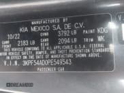 ✅ 2023 Kia Forte GT-Line • VIN: 3KPF54AD0PE549543 • Lot: 43005737. Wystawiony na IAAI z przebiegiem 32 282 mil. Bezpłatny archiwum sprzedaży aukcyjnych z USA i szczegółowy raport historii pojazdu na DreamBid. Zdjęcie 9.