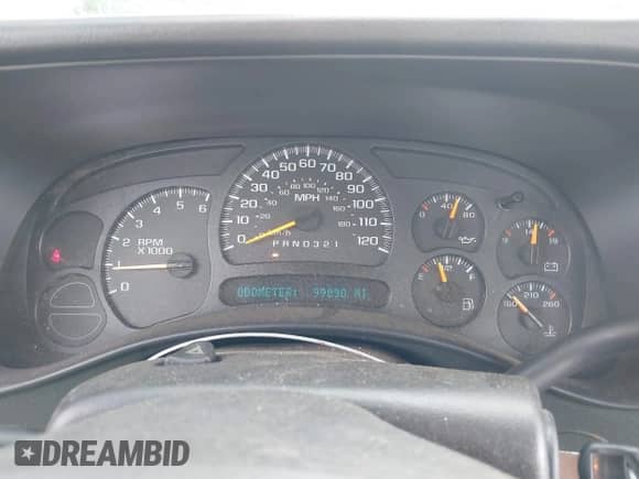 2006 Chevrolet Silverado 1500 Work Truck z VIN 1GCEC14X76Z131361, wystawiony jako IAAI lot #42611690 z przebiegiem 99 098 mil mil oraz . Historia ofert i sprzedaży dostępna na DreamBid. Obrazek 7.