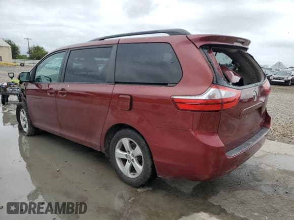 ✅ 2015 Toyota Sienna LE AAS • VIN: 5TDKK3DC3FS680622 • Lot: 56340815. Listed on Copart with 107,176 mi. Free auction sales archive from the USA and detailed vehicle history report at DreamBid. Image 2.