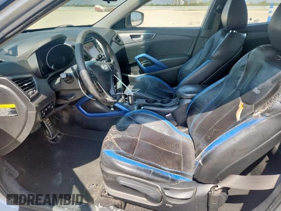 ✅ 2013 Hyundai Veloster Turbo • VIN: KMHTC6AE2DU125545 • Lot: 81344865. Listed on Copart with 105,803 mi. Free auction sales archive from the USA and detailed vehicle history report at DreamBid. Image 7.