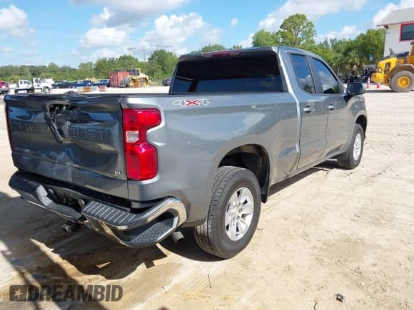 ✅ 2019 Chevrolet Silverado 1500 LT • VIN: 1GCRYDED6KZ401862 • Lot: 42973973. Wystawiony na IAAI z przebiegiem 62 442 mil. Bezpłatny archiwum sprzedaży aukcyjnych z USA i szczegółowy raport historii pojazdu na DreamBid. Zdjęcie 4.