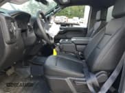 ✅ 2024 Chevrolet Silverado 1500 • VIN: 1GB0WLE73RF410425 • Лот: 71680785. Опубликован ранее на Copart с пробегом 5 847 миль. Бесплатный доступ к архиву аукционных продаж из США и подробный отчёт об истории автомобиля на DreamBid. Изображение 7.