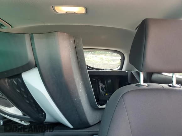 ✅ 2020 Hyundai Kona SEL Plus • VIN: KM8K6CAAXLU449419 • Лот: 67203394. Опубликован ранее на Copart с пробегом 11 030 миль. Бесплатный доступ к архиву аукционных продаж из США и подробный отчёт об истории автомобиля на DreamBid. Изображение 10.