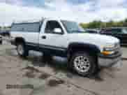 1999 Chevrolet Silverado 1500 LS z VIN 1GCEK14T8XZ194390, wystawiony jako Copart lot #81482005 z przebiegiem 187 383 mil mil oraz Szkoda całkowita • Salvage title. Historia ofert i sprzedaży dostępna na DreamBid. Obrazek 4.