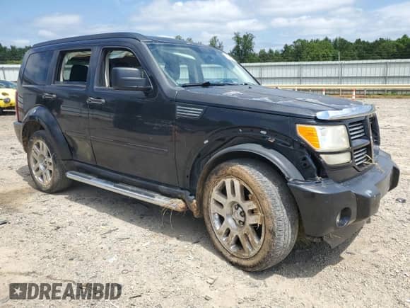 2008 Dodge Nitro R/T с VIN 1D8GT58678W150385, выставлен на аукционе Copart как лот 69374415 с пробегом 329 572 миль миль и Списание • Salvage title. История ставок и продаж доступна на DreamBid. Изображение 4.