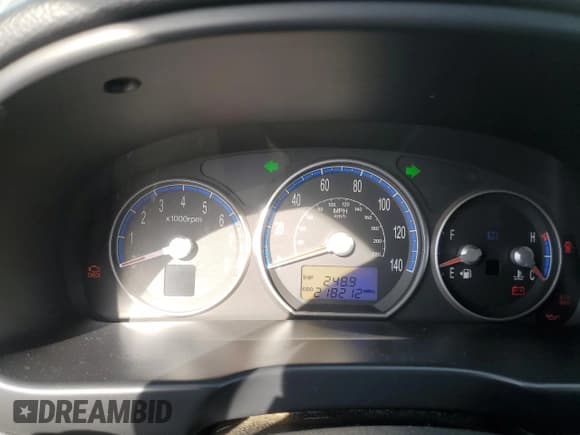 ✅ 2008 Hyundai Santa Fe SE • VIN: 5NMSH73E38H135728 • Lot: 76550274. Listed on Copart with 218,212 mi. Free auction sales archive from the USA and detailed vehicle history report at DreamBid. Image 9.