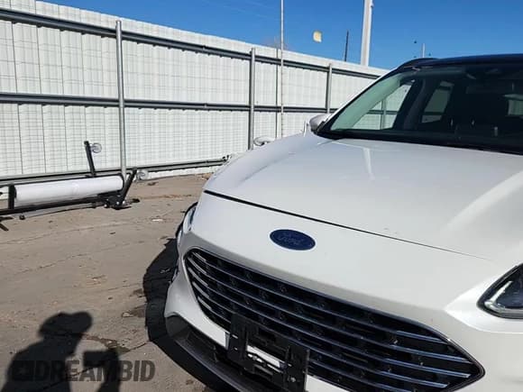 ✅ 2021 Ford Escape Titanium • VIN: 1FMCU9J92MUA06086 • Лот: 92682615. Опубликован ранее на Copart с пробегом 85 975 миль. Бесплатный доступ к архиву аукционных продаж из США и подробный отчёт об истории автомобиля на DreamBid. Изображение 14.