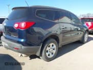 ✅ 2011 Chevrolet Traverse LS • VIN: 1GNKREED1BJ187955 • Lot: 43917882. Wystawiony na IAAI z przebiegiem 178 493 mil. Bezpłatny archiwum sprzedaży aukcyjnych z USA i szczegółowy raport historii pojazdu na DreamBid. Zdjęcie 4.