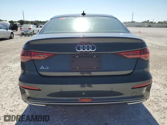 ✅ 2023 Audi A3 Premium • VIN: WAUAUDGY0PA047025 • Lot: 63116293. Wystawiony na Copart z przebiegiem 1 232 mil. Bezpłatny archiwum sprzedaży aukcyjnych z USA i szczegółowy raport historii pojazdu na DreamBid. Zdjęcie 6.