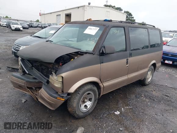 ✅ 1999 GMC Safari • VIN: 1GKDM19WXXB523158 • Лот: 37840214. Опубликован ранее на IAAI с пробегом Не указан. Бесплатный доступ к архиву аукционных продаж из США и подробный отчёт об истории автомобиля на DreamBid. Изображение 2.