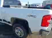 ✅ 2013 Chevrolet Silverado 2500HD Work Truck • VIN: 1GC2KVCGXDZ403672 • Lot: 41944179. Wystawiony na IAAI z przebiegiem 232 436 mil. Bezpłatny archiwum sprzedaży aukcyjnych z USA i szczegółowy raport historii pojazdu na DreamBid. Zdjęcie 21.