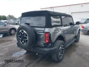 ✅ 2023 Ford Bronco • VIN: 1FMEE5BP0PLB18858 • Lot: 43179647. Wystawiony na IAAI z przebiegiem 38 479 mil. Bezpłatny archiwum sprzedaży aukcyjnych z USA i szczegółowy raport historii pojazdu na DreamBid. Zdjęcie 6.